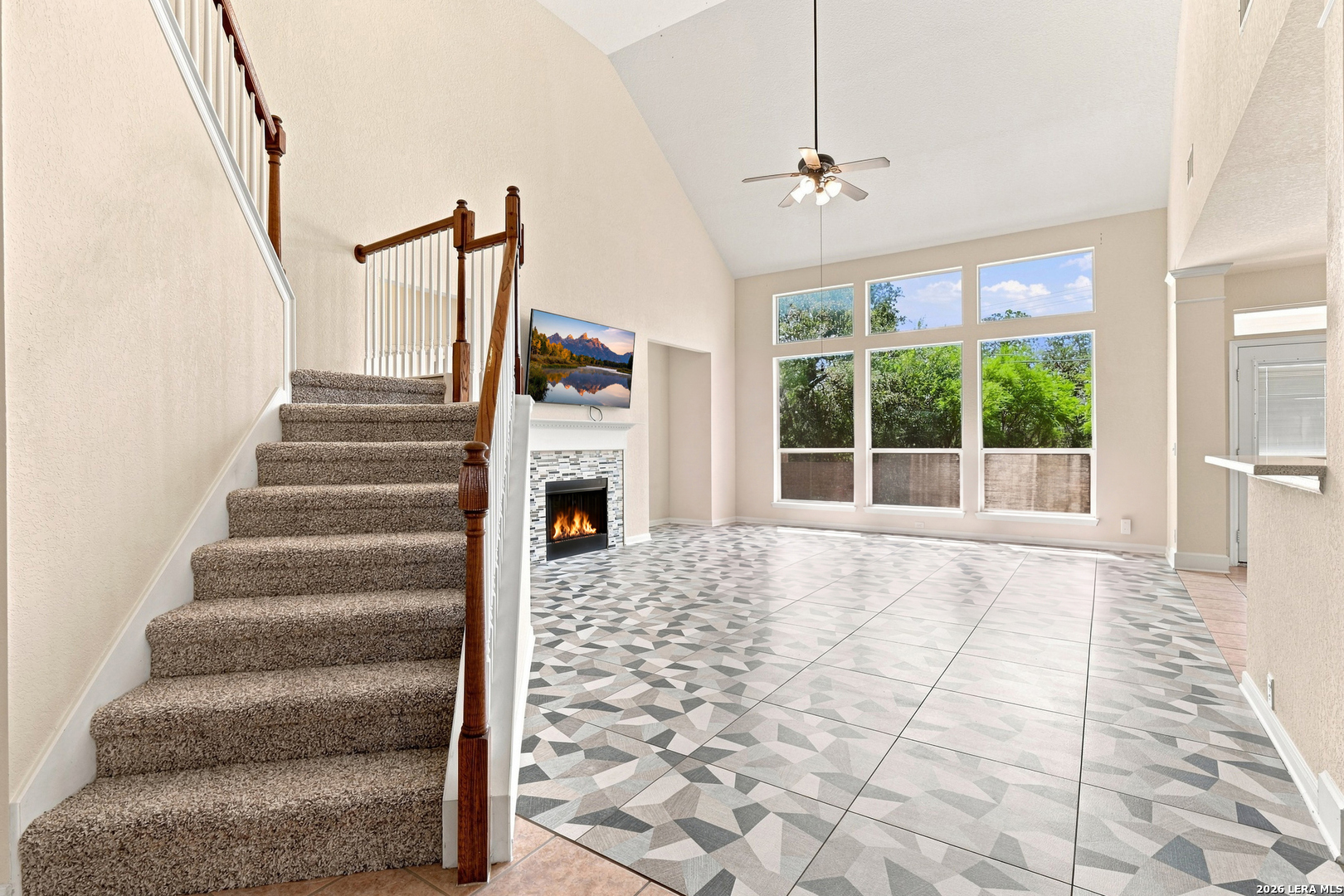 718 Desert Bluff San Antonio TX 78258