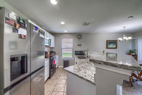 5709 Pingway Schertz TX 78108