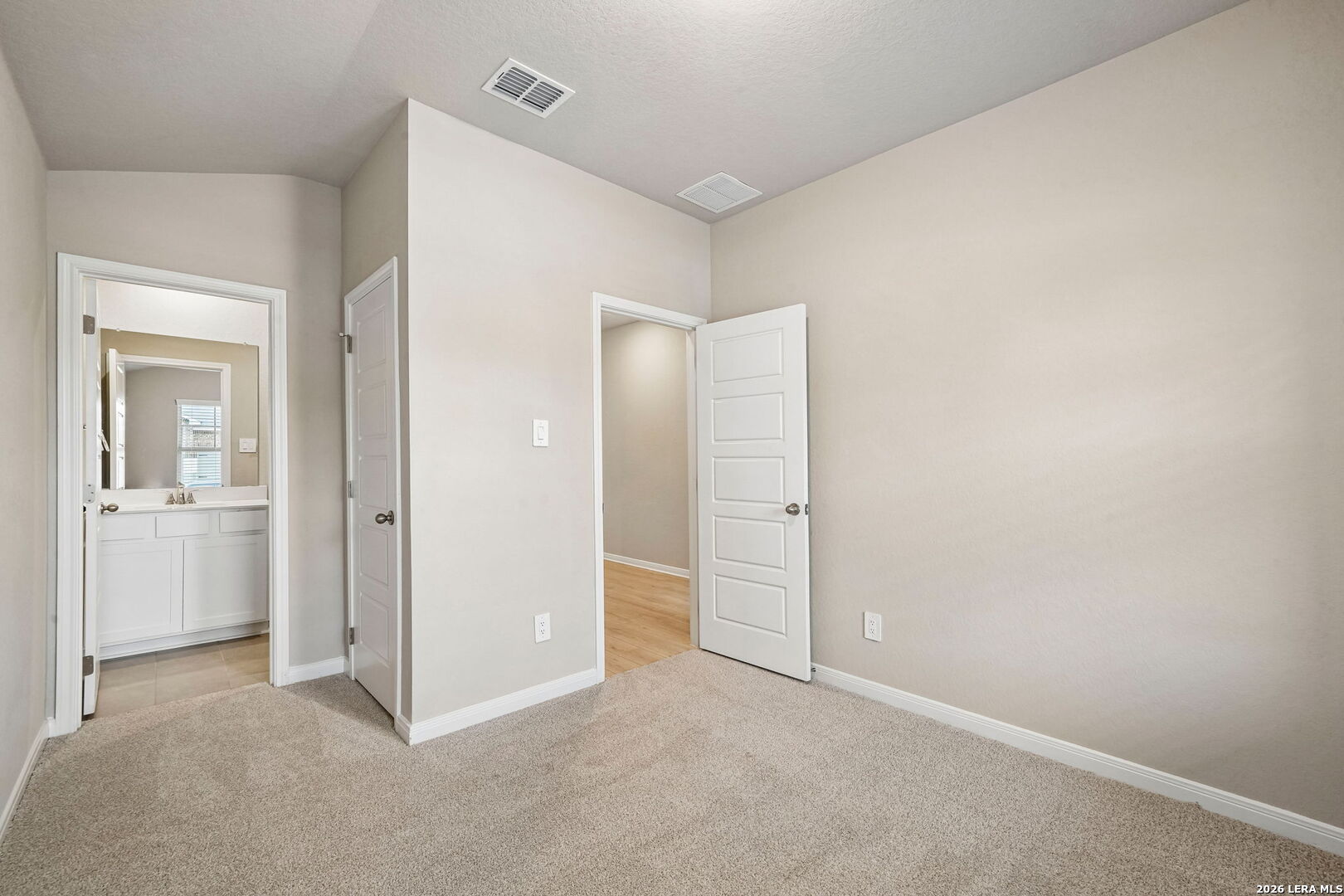 10259 King Robert San Antonio TX 78239