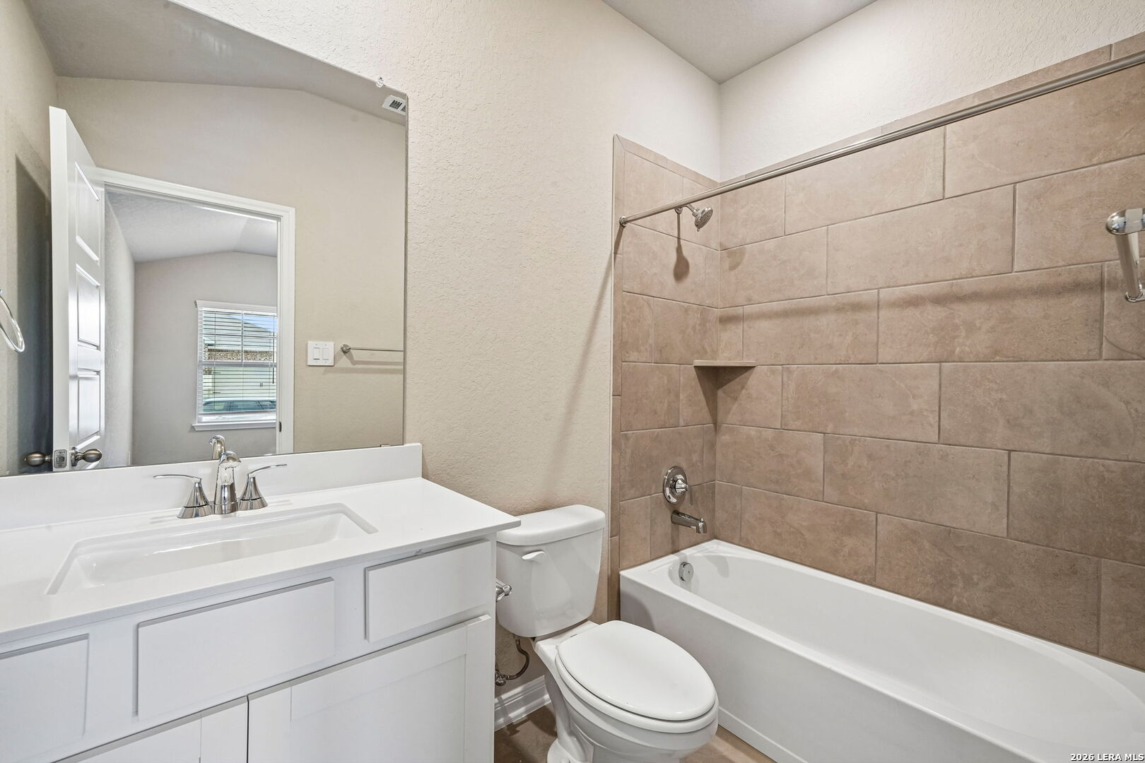 10259 King Robert San Antonio TX 78239