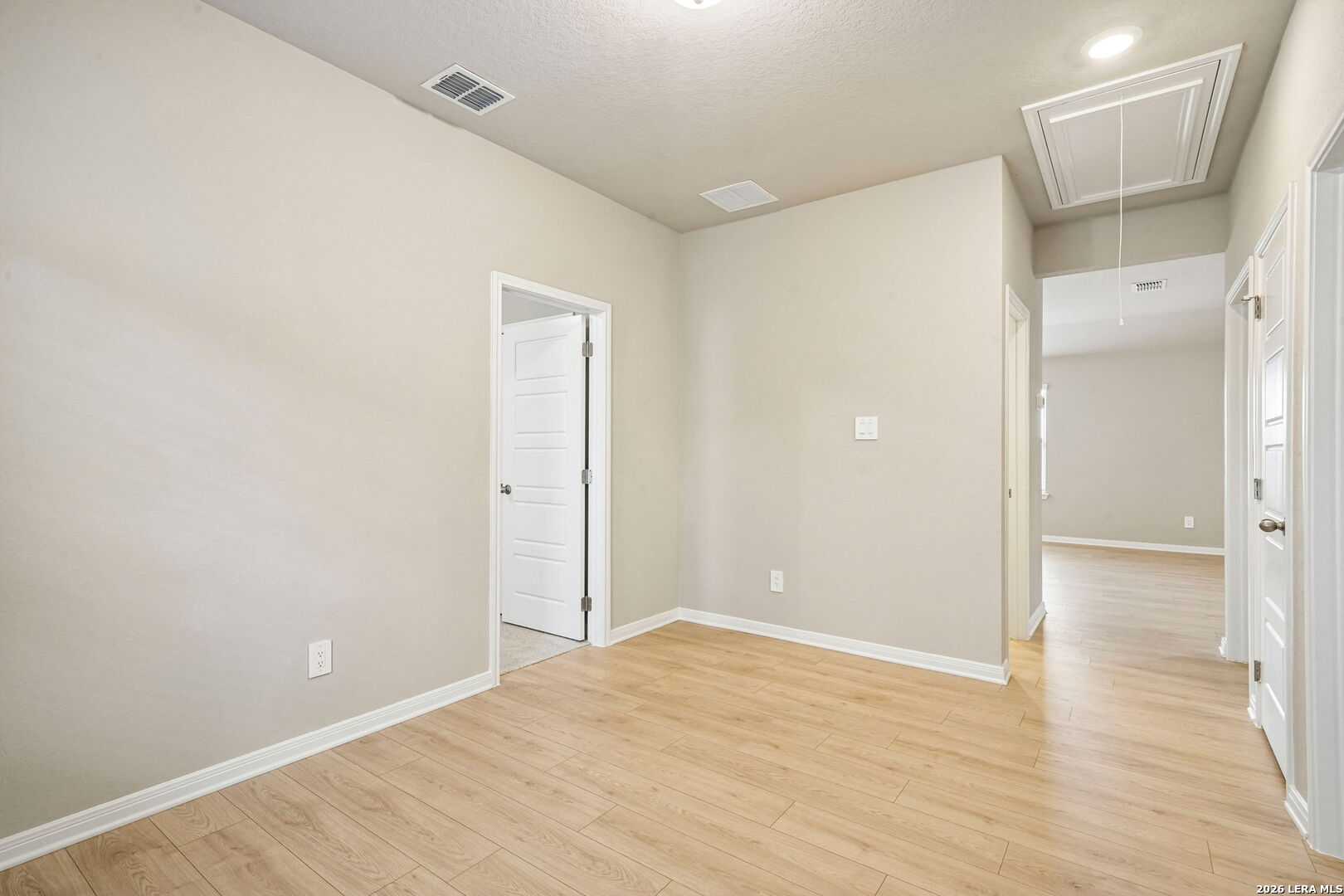 10259 King Robert San Antonio TX 78239