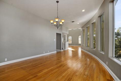 16744 Windjammer Helotes TX 78023