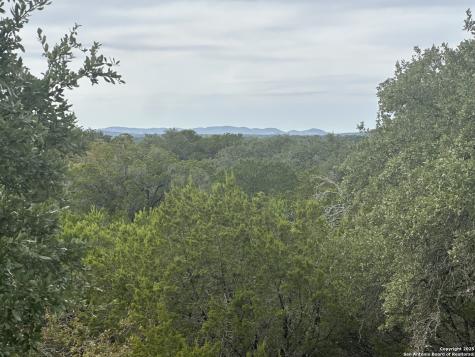 596 Oakridge Lane Pipe Creek TX 78063