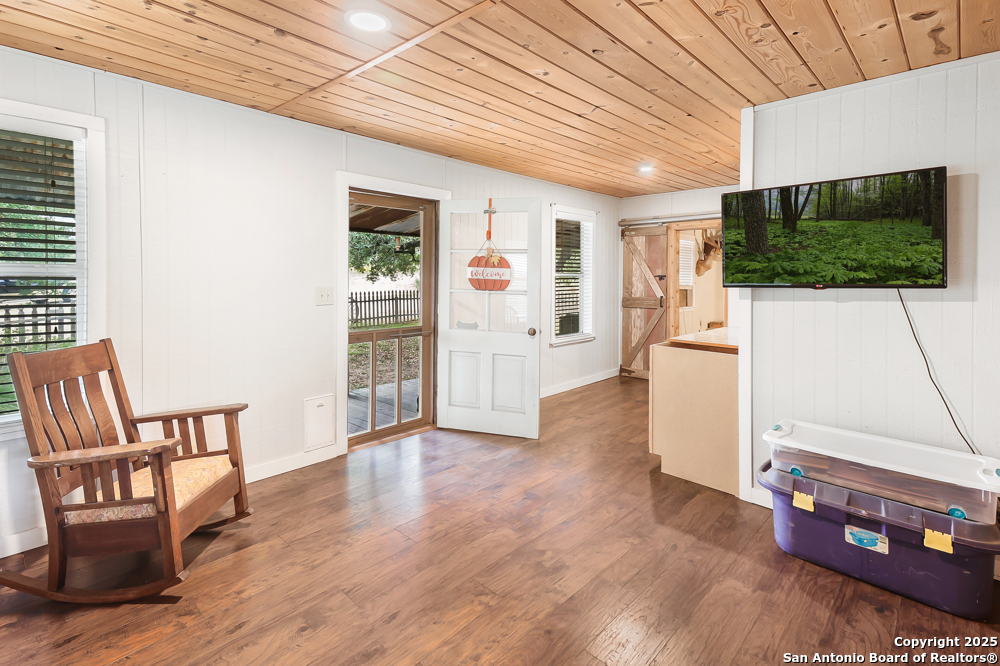 596 Oakridge Lane Pipe Creek TX 78063