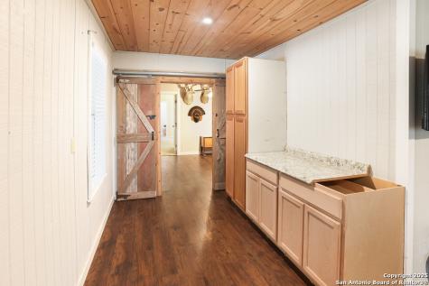 596 Oakridge Lane Pipe Creek TX 78063