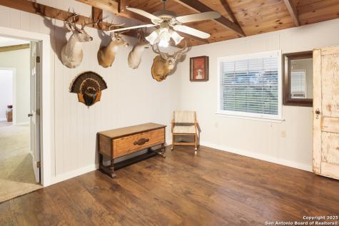 596 Oakridge Lane Pipe Creek TX 78063