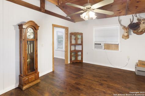 596 Oakridge Lane Pipe Creek TX 78063