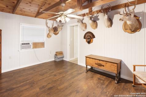 596 Oakridge Lane Pipe Creek TX 78063