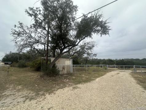 596 Oakridge Lane Pipe Creek TX 78063