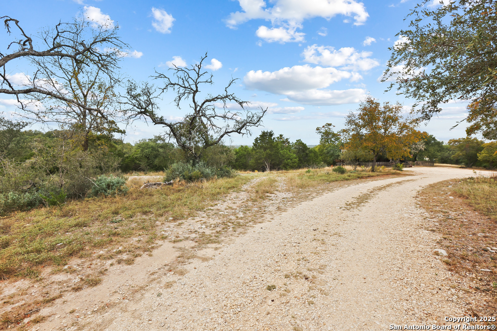 596 Oakridge Lane Pipe Creek TX 78063
