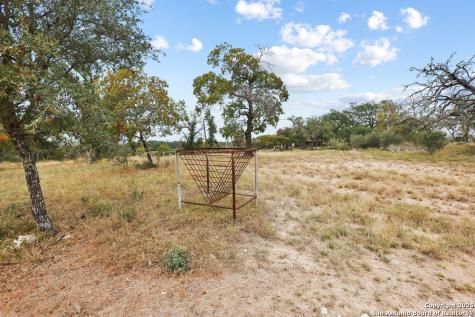 596 Oakridge Lane Pipe Creek TX 78063