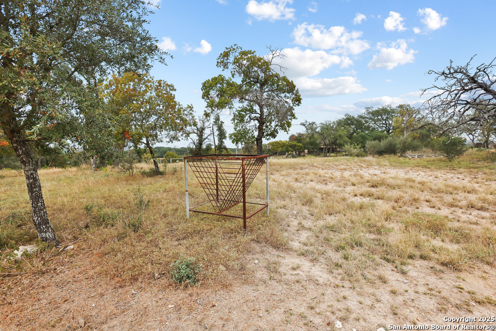 596 Oakridge Lane Pipe Creek TX 78063