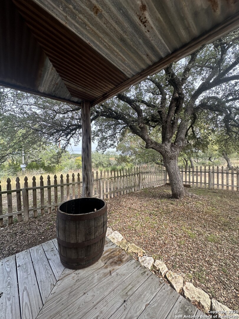 596 Oakridge Lane Pipe Creek TX 78063
