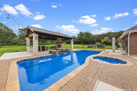 71 Horseshoe Trail New Braunfels TX 78132