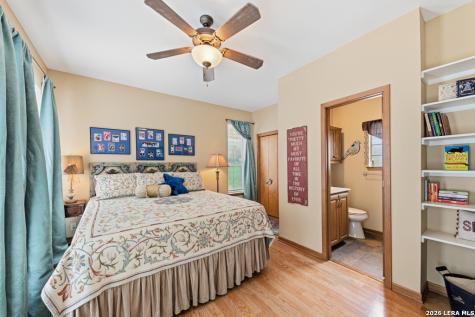 71 Horseshoe Trail New Braunfels TX 78132