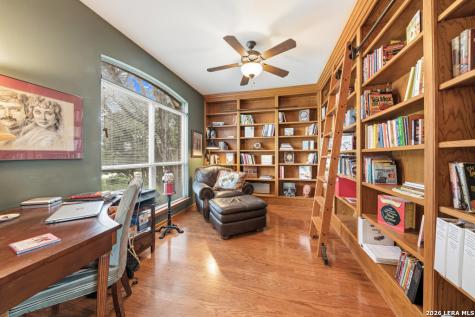 71 Horseshoe Trail New Braunfels TX 78132