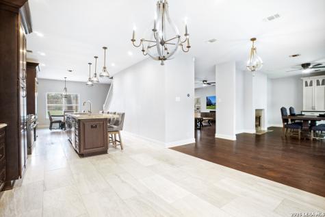 111 Merry Trail San Antonio TX 78232