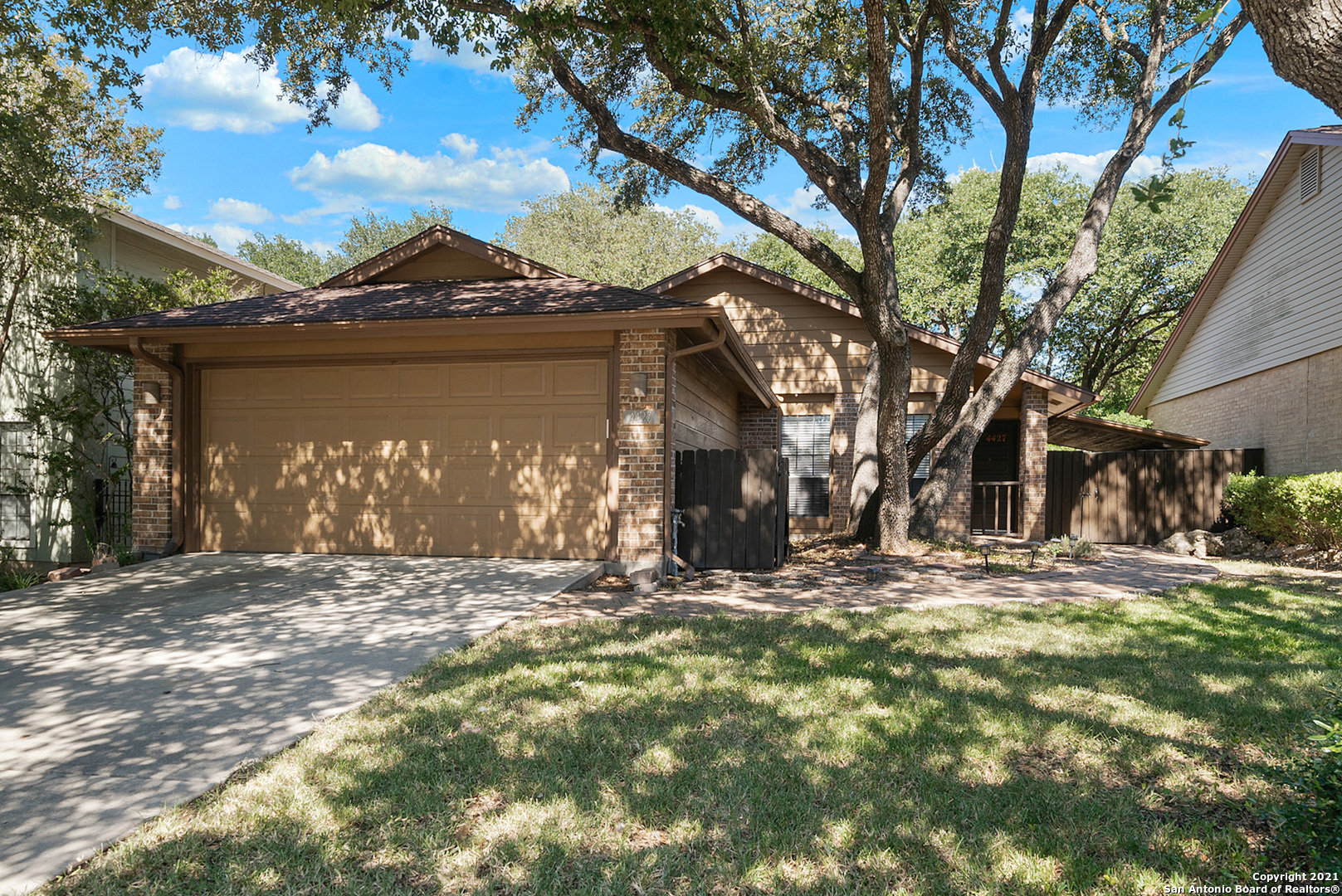 4427 Pebble Hill San Antonio TX 78217