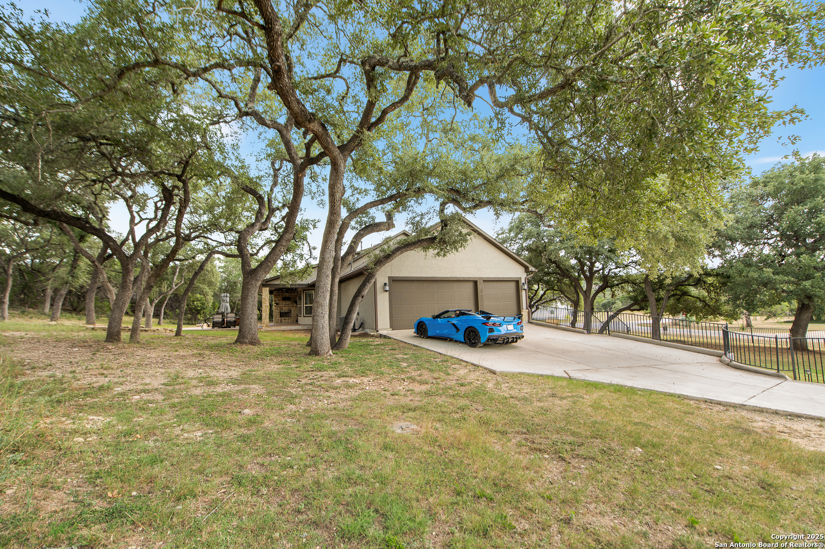 663 Private Road 1712 Mico TX 78056