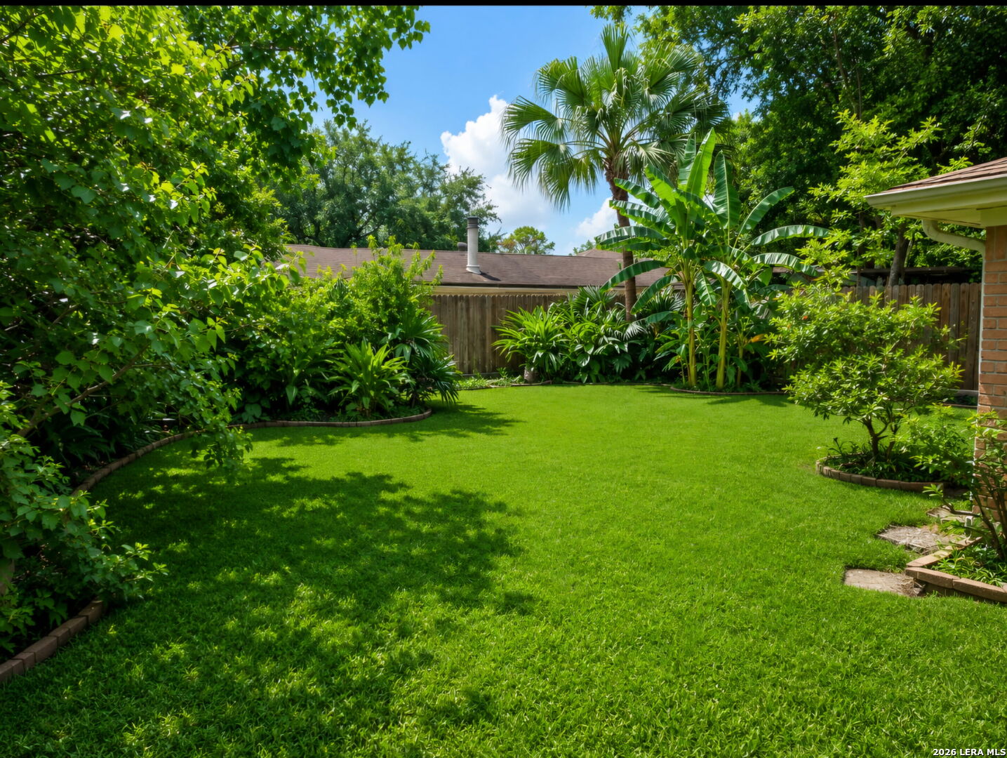 907 Redway Lane Houston TX 77062