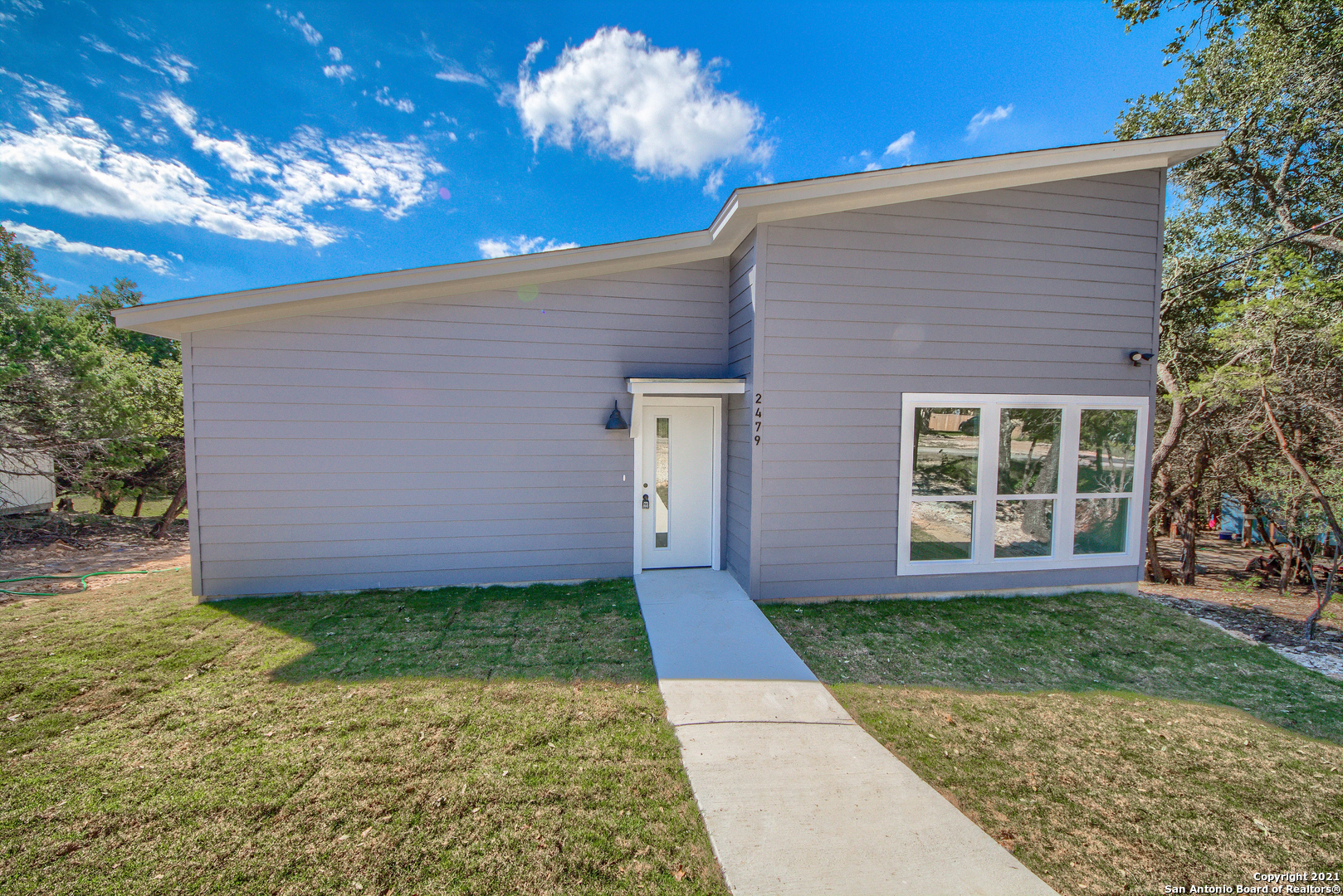 2479 Westview Drive Canyon Lake TX 78133