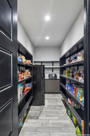 993 Jenny Leigh Trail Bulverde TX 78163