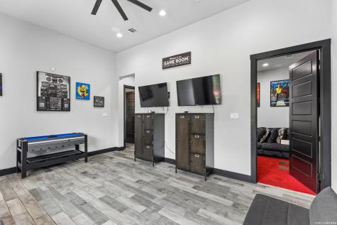 993 Jenny Leigh Trail Bulverde TX 78163