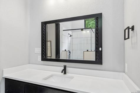 993 Jenny Leigh Trail Bulverde TX 78163