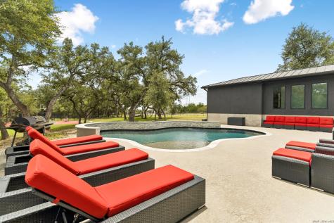 993 Jenny Leigh Trail Bulverde TX 78163