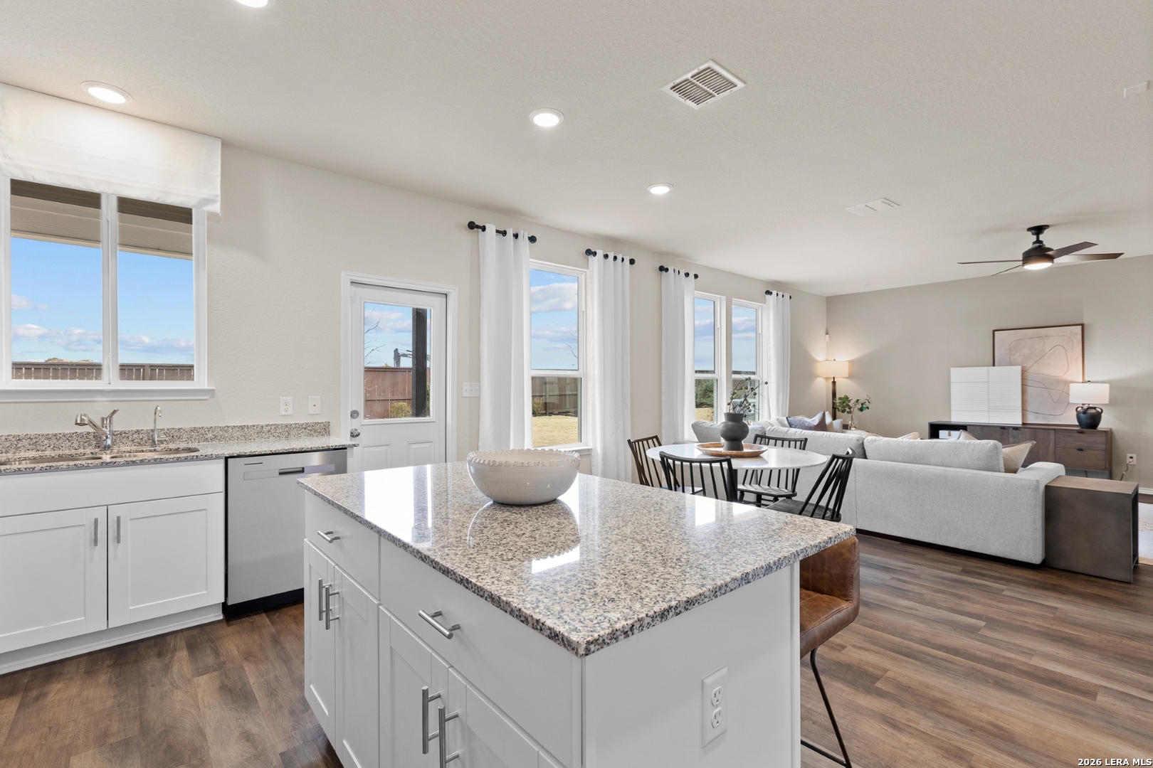 817 Rustic Grove Boerne TX 78006
