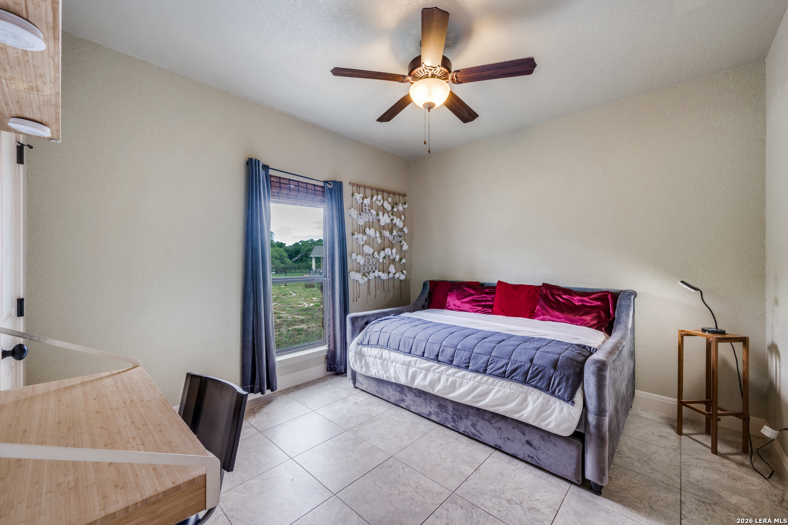 112 S Abrego Crossing Floresville TX 78114