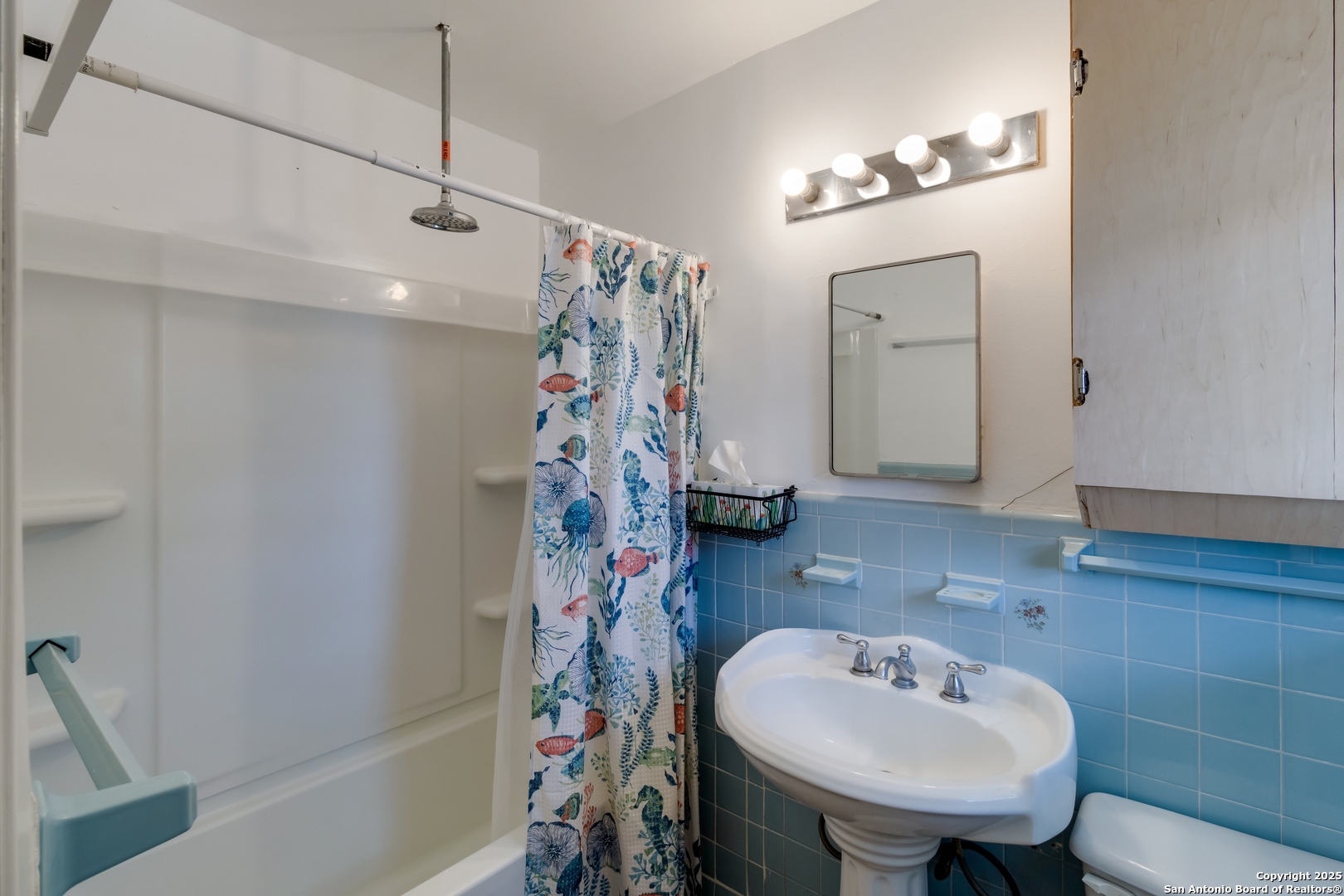 4422 Bikini Drive San Antonio TX 78218