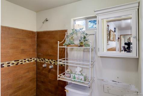 4422 Bikini Drive San Antonio TX 78218