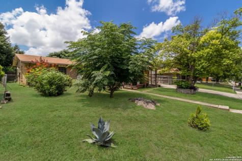 4422 Bikini Drive San Antonio TX 78218