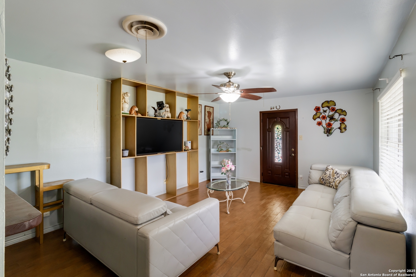 4422 Bikini Drive San Antonio TX 78218