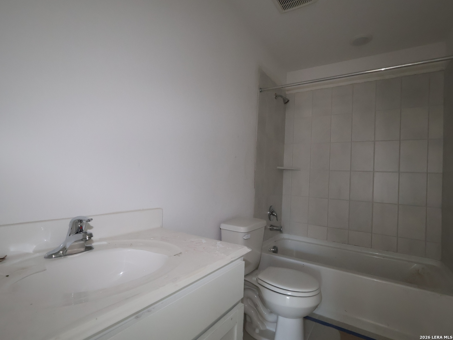 10438 White Hart Lane Converse TX 78109