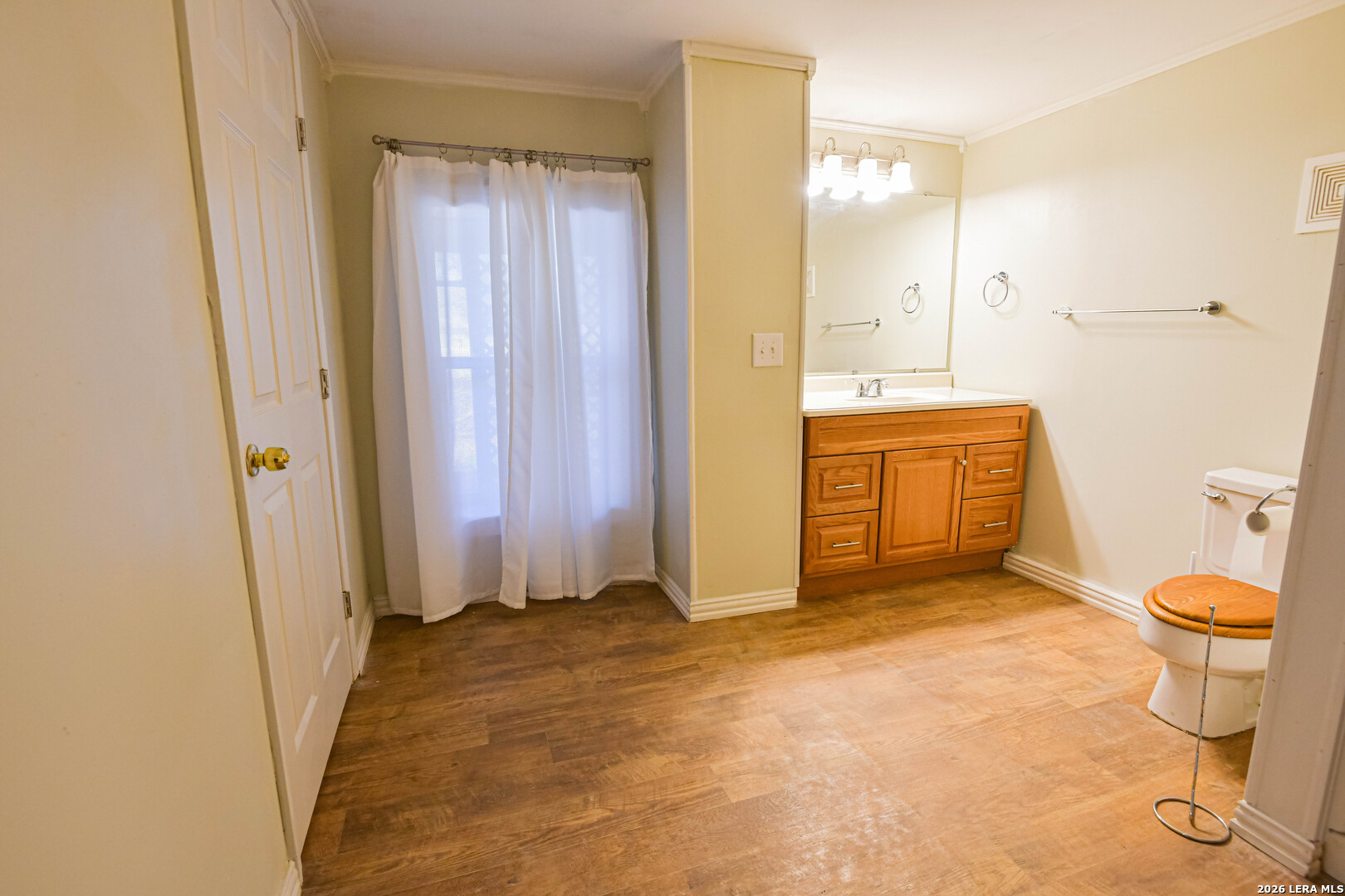 216 Ranch Creek Drive Floresville TX 78114