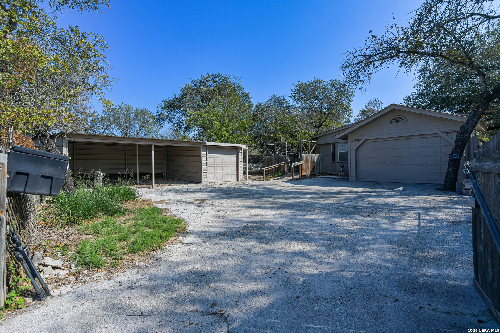 216 Ranch Creek Drive Floresville TX 78114