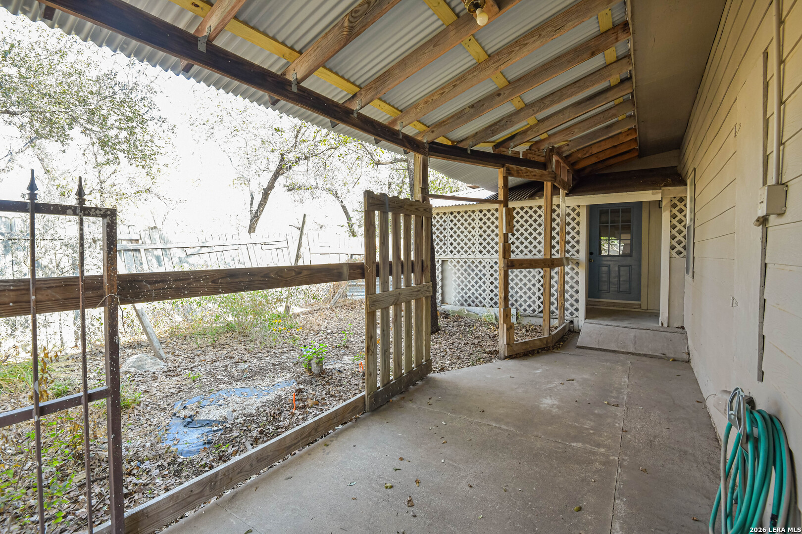 216 Ranch Creek Drive Floresville TX 78114