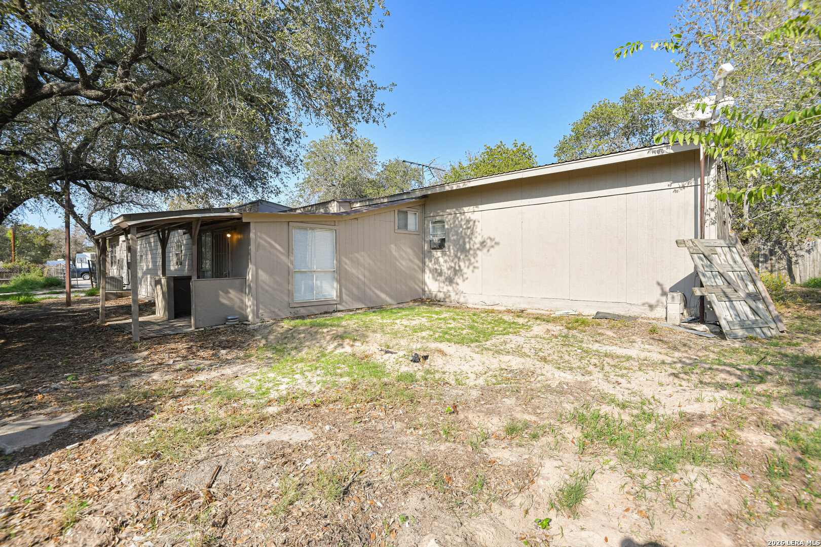 216 Ranch Creek Drive Floresville TX 78114
