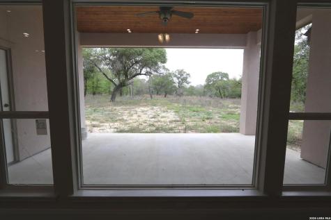 193 Oak Fields Drive Floresville TX 78114