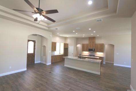 193 Oak Fields Drive Floresville TX 78114