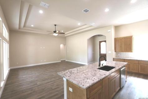 193 Oak Fields Drive Floresville TX 78114