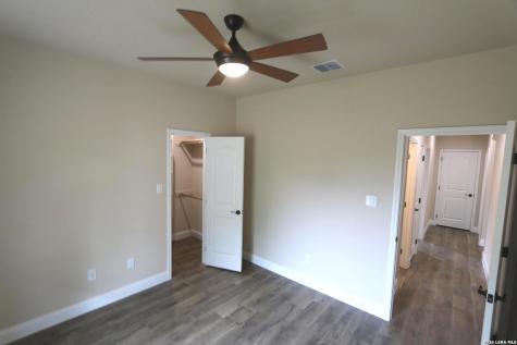 193 Oak Fields Drive Floresville TX 78114