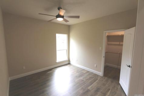 193 Oak Fields Drive Floresville TX 78114
