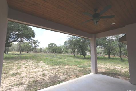 193 Oak Fields Drive Floresville TX 78114