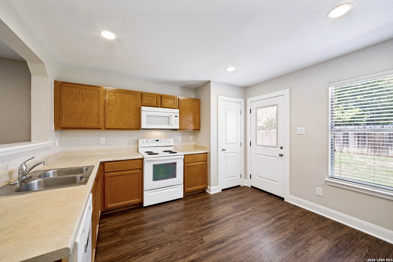 7915 Oak Pointe San Antonio TX 78254