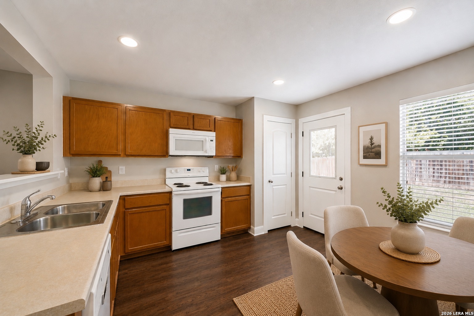 7915 Oak Pointe San Antonio TX 78254