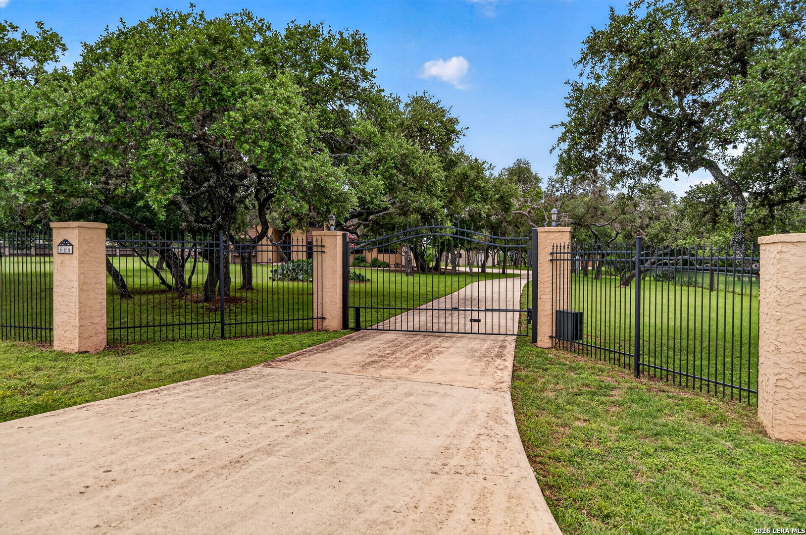 505 Oak Village Drive San Antonio TX 78253