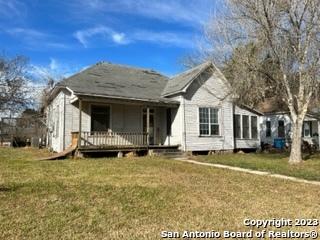 101 E Fannin Street Beeville TX 78102